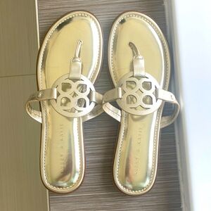 Kelly & Katie gold sandal